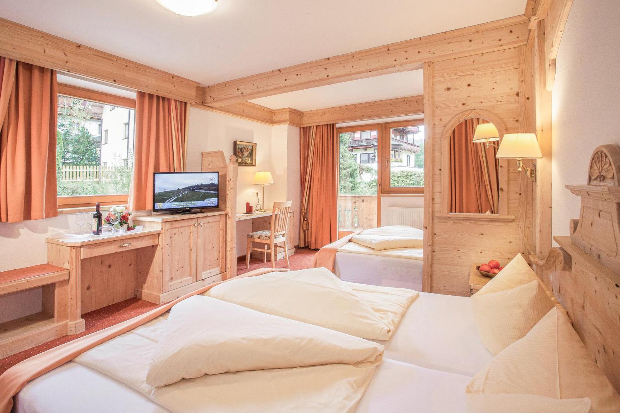 Alpenhotel Tirolerhof Gerlos Ruang foto