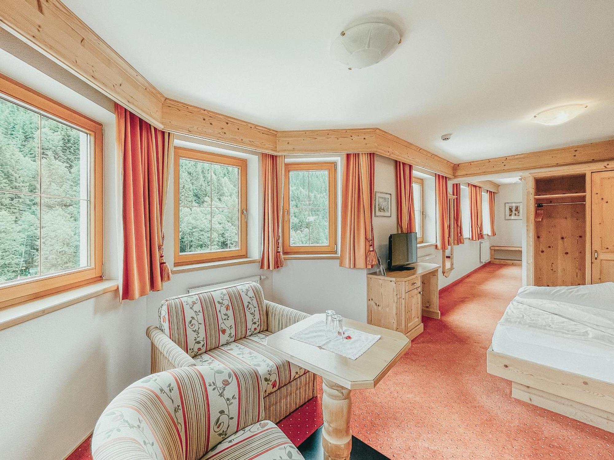 Alpenhotel Tirolerhof Gerlos Ruang foto